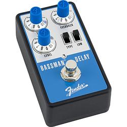 Foto van Fender bassman delay basgitaar effectpedaal