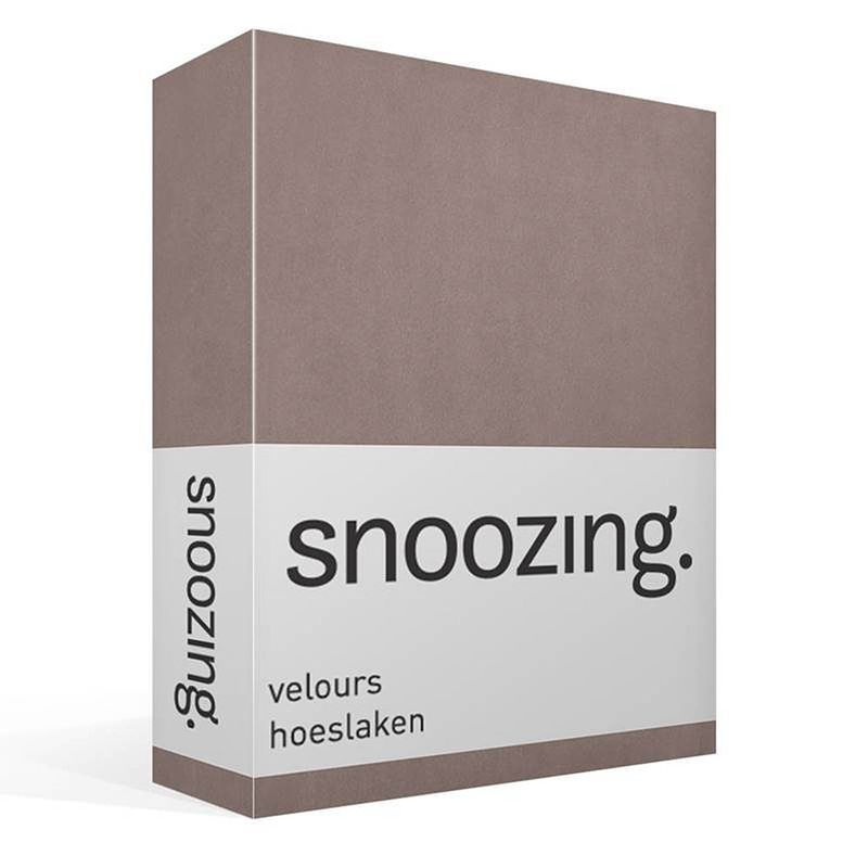 Foto van Snoozing velours hoeslaken