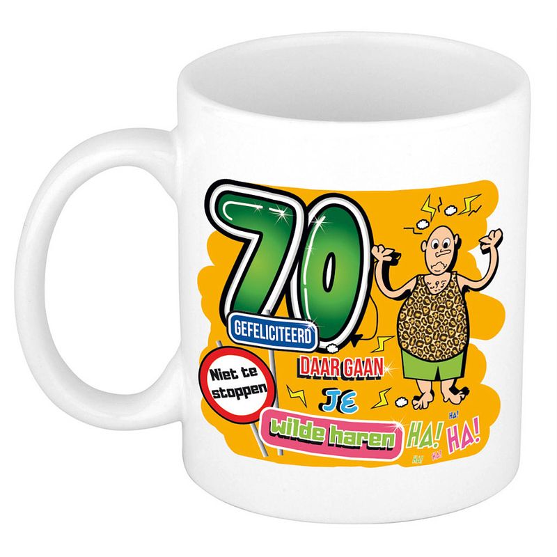 Foto van Cadeau mok 70 jaar - daar gaan je wilde haren - keramiek - 300 ml - feest mokken