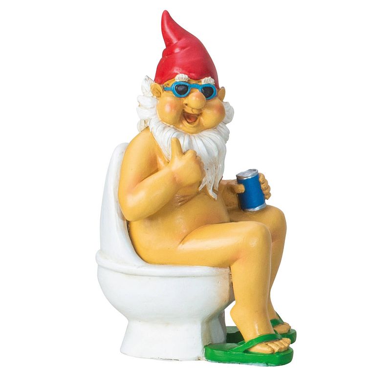 Foto van Tuinkabouter beeld happy nudist - polystone - op het toilet - 15 x 25 cm - tuinbeelden