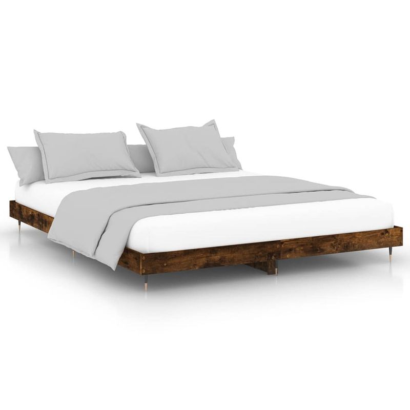 Foto van The living store bedframe - gerookt eiken - hoge kwaliteit hout - metalen poten - multiplex lattenbodem - 203 x 203 x