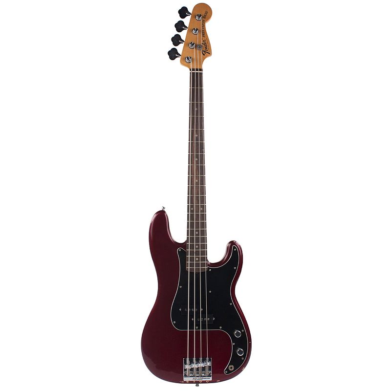 Foto van Fender nate mendel signature precision bass candy apple red