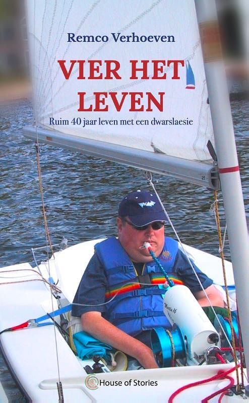 Foto van Vier het leven - remco verhoeven - paperback (9789083262680)