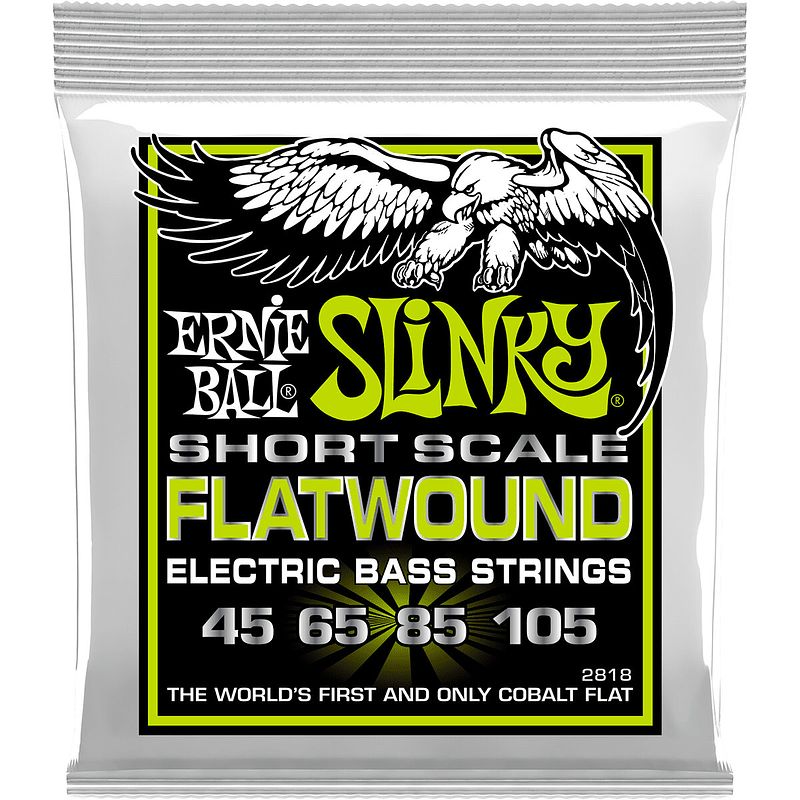 Foto van Ernie ball 2818 regular slinky flatwound short scale 50-105 snarenset voor basgitaar