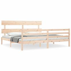 Foto van The living store bedframe - massief grenenhout - 205.5 x 205.5 x 81 cm - multiplex lattenbodem