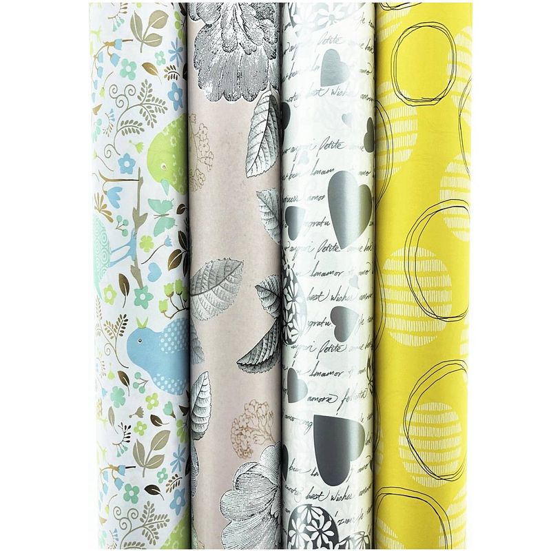 Foto van Assortiment inpakpapier cadeaupapier met zeer mooie designs - 300 x 70 cm - 4 rollen