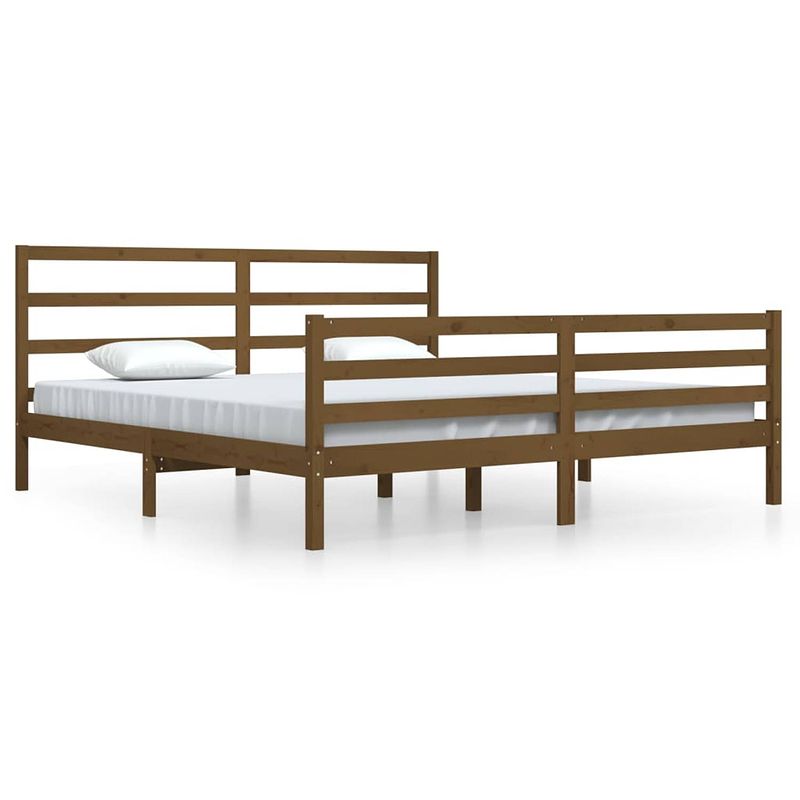 Foto van The living store bedframe - houten bedframe - 205.5 x 205.5 x 100 cm - honingbruin - grenenhout