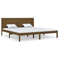 Foto van The living store massief grenenhouten bedframe - honingbruin - 205.5 x 185.5 x 100 cm - 180 x 200 cm matras