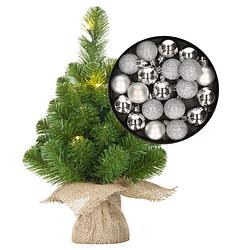 Foto van Mini kerstboom/kunstboom met verlichting 45 cm en inclusief kerstballen zilver - kunstkerstboom