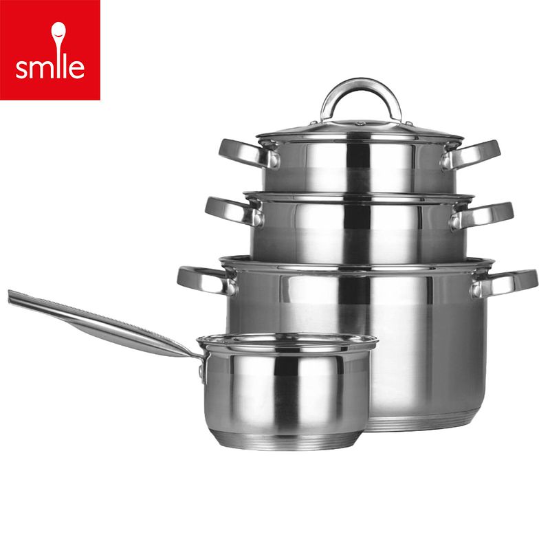 Foto van Smile - 9-delige pannenset - inductie pannenset - rvs - kookpannen - geschikt voor alle warmtebronnen - mgk-21 - pannen