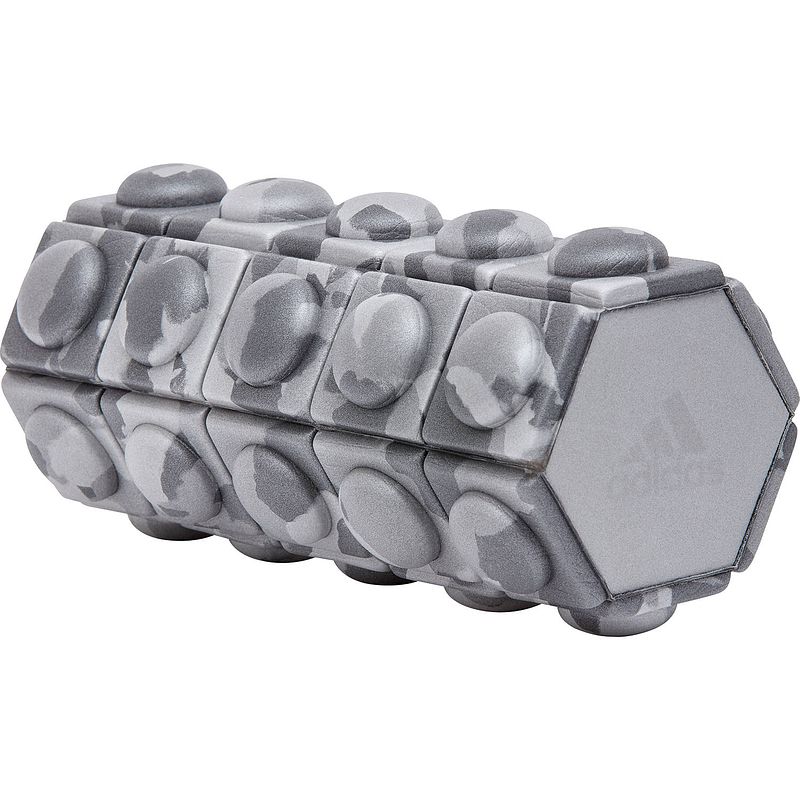 Foto van Adidas mini foam roller grijs camo