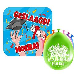 Foto van Geslaagd thema party versiering set hoera - huldebord en 16x ballonnen - feestpakketten