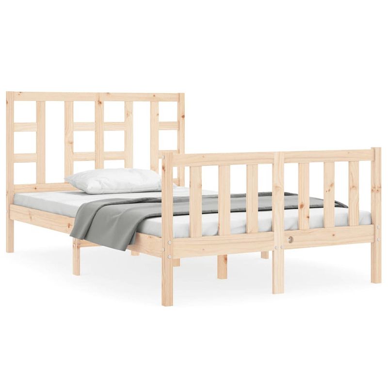 Foto van The living store grenenhouten bedframe - massief grenenhout - 205.5 x 125.5 x 100 cm - multiplex lattenbodem -