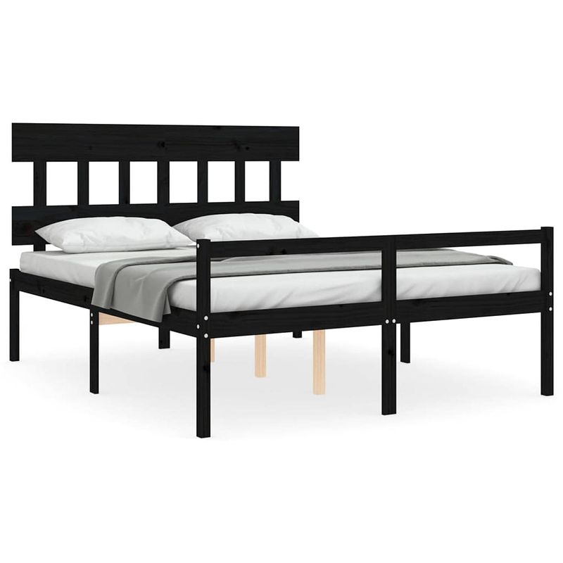 Foto van The living store bedframe - massief grenenhout - 205.5 x 155.5 x 81 cm - zwart