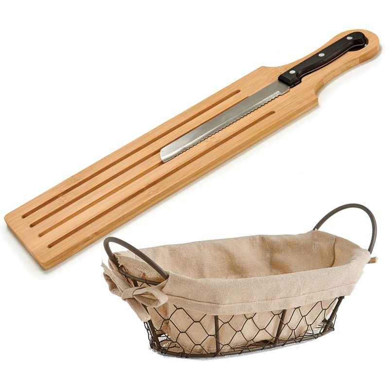 Foto van Bamboe houten broodplank/snijplank/serveerplank met broodmes 50 x 10 cm en broodmandje van 26 x 17 c - snijplanken