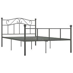 Foto van The living store metalen bedframe - grijs - 208 x 147.5 x 95 cm - geschikt voor matras van 140 x 200 cm