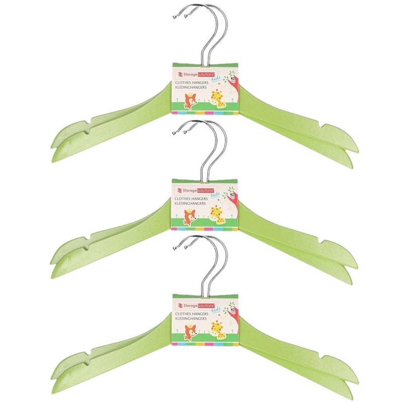 Foto van Groene stevige houten kledinghangers voor kinderen 12x stuks - kledinghangers