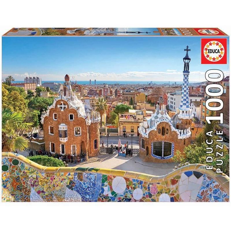 Foto van Educa - 1000 uitzicht op barcelona vanuit güell park