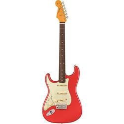 Foto van Fender american vintage ii 1961 stratocaster lh rw fiesta red linkshandige elektrische gitaar met koffer