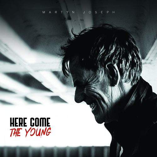 Foto van Here come the young - cd (4251329502140)