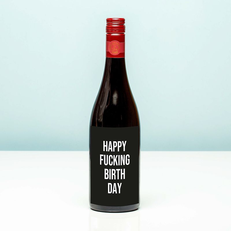 Foto van Wijnfles happy fucking birthday - rood (merlot)