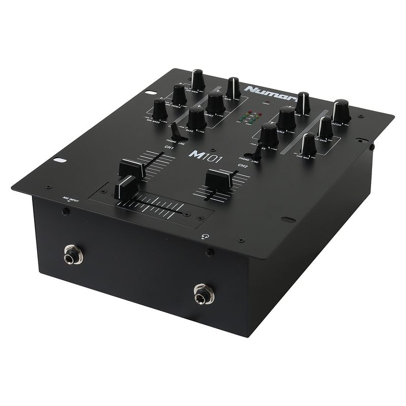 Foto van Numark m101 total black 2-kanaals scratch mixer