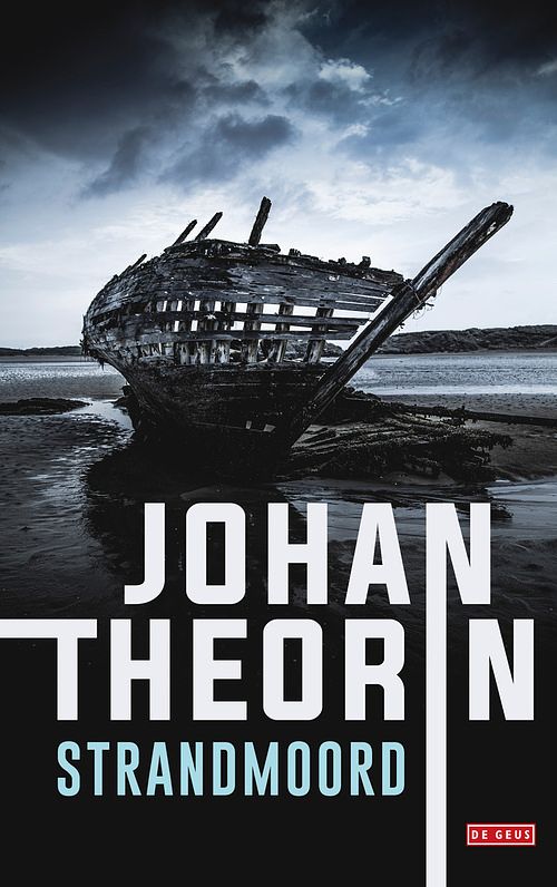 Foto van Strandmoord - johan theorin - paperback (9789044547009)