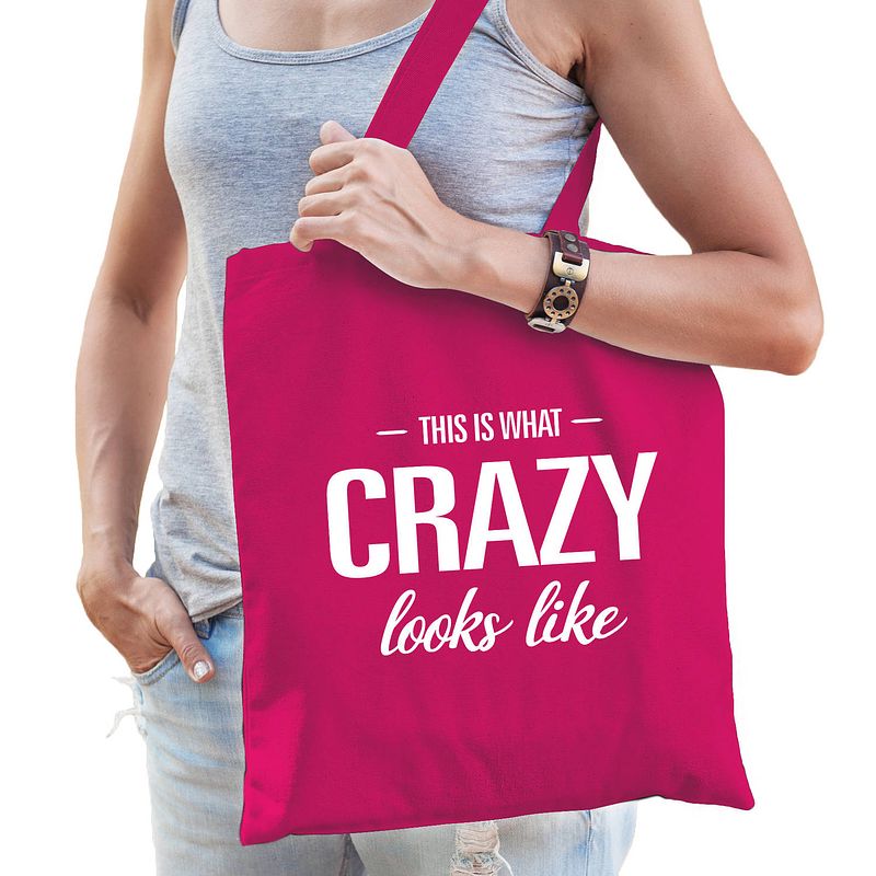 Foto van This is what crazy looks like cadeau tas roze voor dames - feest boodschappentassen