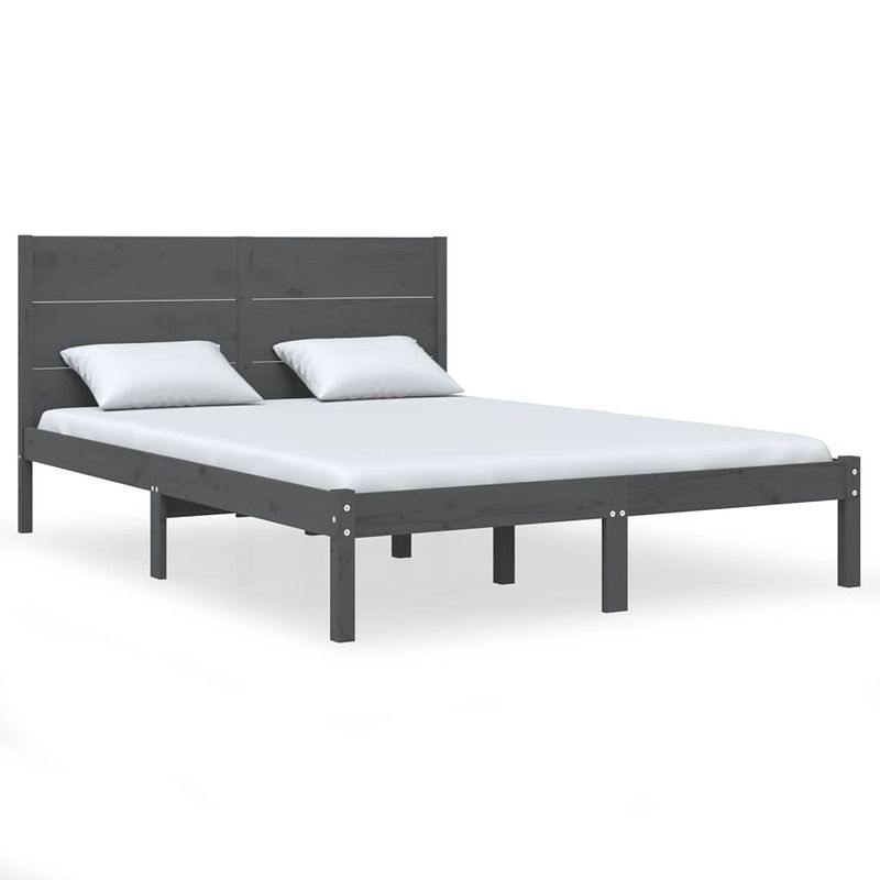 Foto van The living store houten bedframe - grijs - 205.5 x 145.5 x 100 cm - massief grenenhout