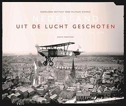 Foto van Nederland uit de lucht geschoten - judith moortgat - hardcover (9789024430222)