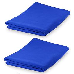 Foto van Set van 2x stuks yoga wellness microvezel handdoeken 150 x 75 cm blauw - sporthanddoeken