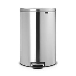 Foto van Brabantia flatback+ pedaalemmer 40 liter met kunststof binnenemmer - matt steel fingerprint proof