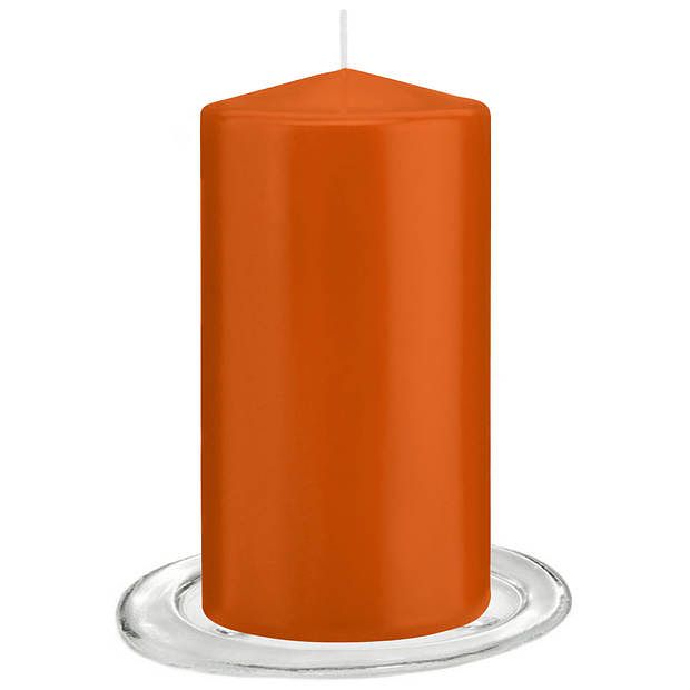 Foto van Trend candles - stompkaarsen met glazen onderzetters set van 2x stuks - oranje 8 x 15 cm - stompkaarsen