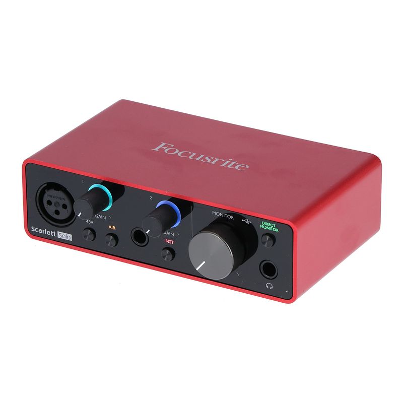 Foto van Focusrite scarlett solo 3rd gen 2-in, 2-out usb audio interface