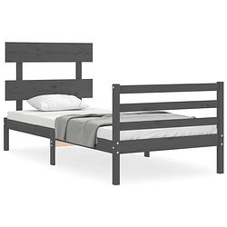 Foto van The living store - bedframe - massief grenenhout - 205.5 x 105.5 x 81 cm - grijs