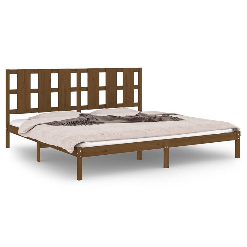 Foto van The living store - bedframe massief grenenhout - honingbruin - 205.5 x 205.5 x 100 cm