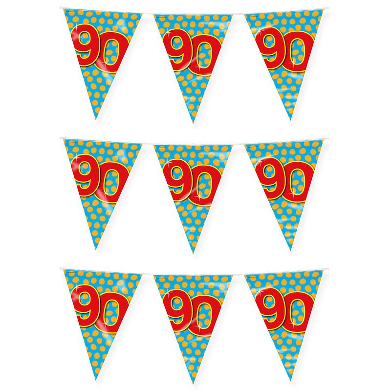 Foto van Paperdreams verjaardag 90 jaar thema vlaggetjes - 3x - feestversiering - 10m - folie - dubbelzijdig - vlaggenlijnen