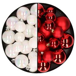 Foto van Kerstversiering kunststof kerstballen mix rood/parelmoer wit 4-6-8 cm pakket van 68x stuks - kerstbal