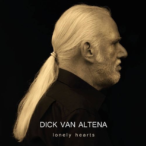 Foto van Lonely hearts - cd (8713762001193)