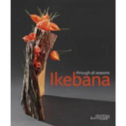 Foto van Ikebana through all seasons
