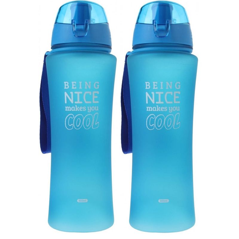 Foto van 2x blauwe bidon drinkflessen/waterflessen 480 ml - bidons