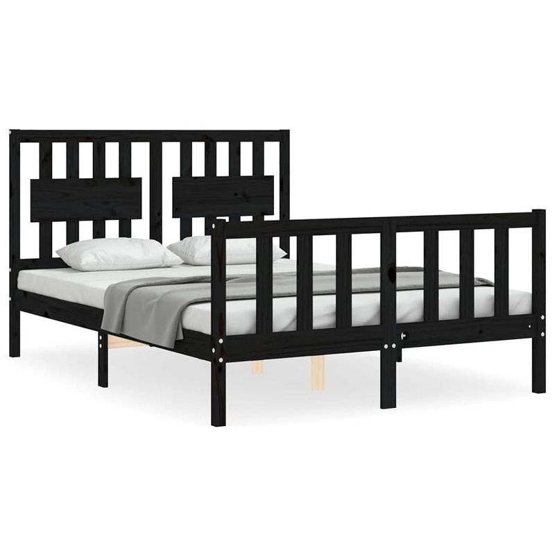 Foto van The living store massief grenenhouten bedframe - 195.5 x 125.5 x 100 cm - zwart