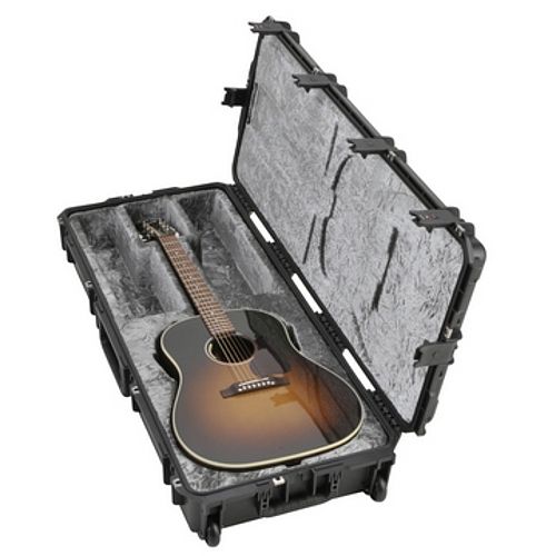 Foto van Skb iseries 4217-18 waterdichte flightcase akoest. gitaar