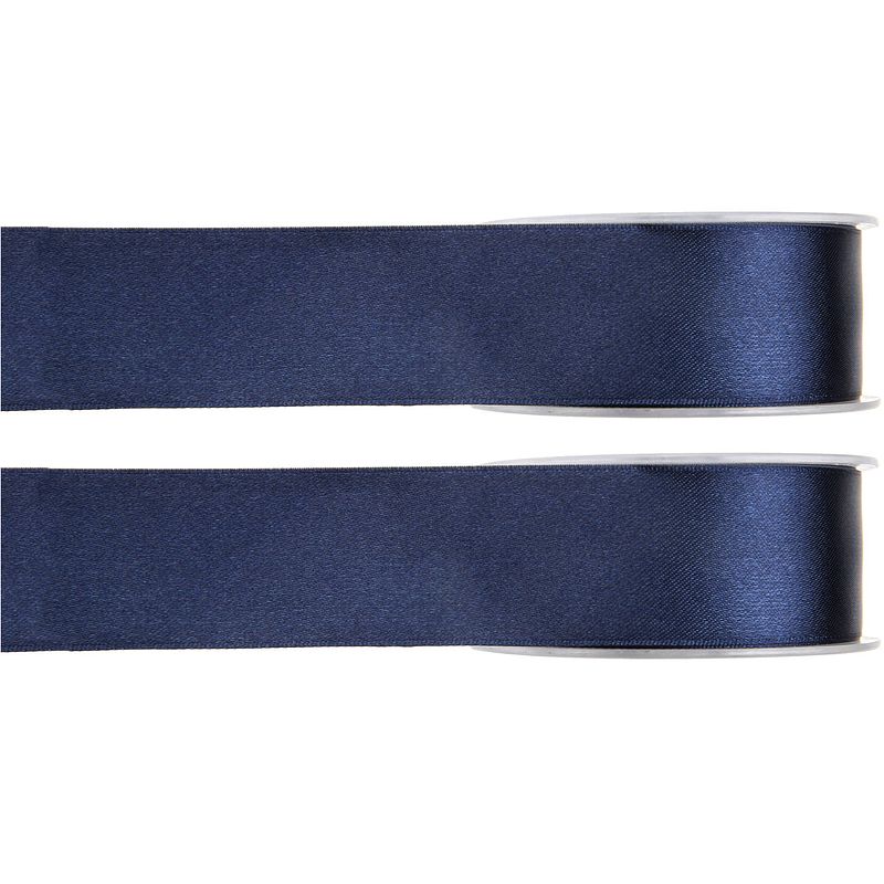 Foto van 2x hobby/decoratie navyblauwe satijnen sierlinten 1,5 cm/15 mm x 25 meter - cadeaulinten