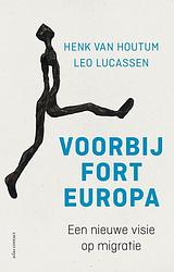 Foto van Voorbij fort europa - henk van houtum, leo lucassen - ebook (9789045031835)