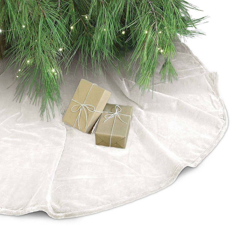 Foto van Kerstboomrok velvet creme wit d120 cm - kerstboomkleed - kerstboomrokken