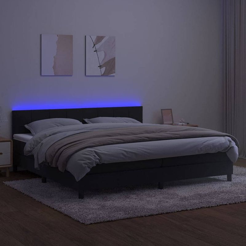 Foto van The living store boxspring - led - fluwelen stof - verstelbaar hoofdbord - pocketvering matras - huidvriendelijk