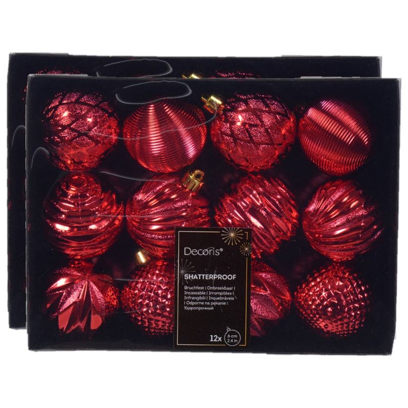 Foto van Decoris luxe kerstballen 24x - 6 cm - kunststof -rood - kerstbal