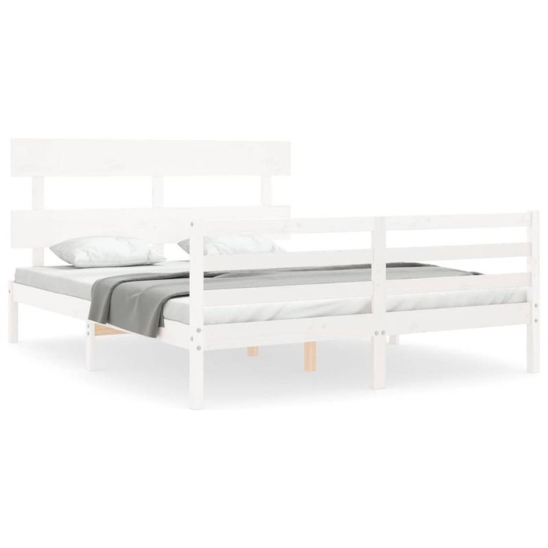 Foto van The living store massief grenenhouten bedframe - wit - 205.5 x 155.5 x 81 cm - multiplex lattenbodem - hoofd- en