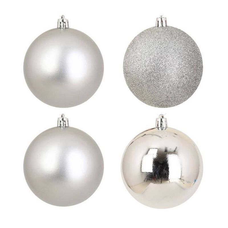 Foto van Lot van 4 kerstballen 3 verschillende afwerkingen zilver